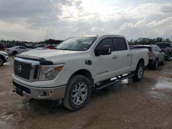  Salvage Nissan Titan