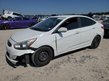  Salvage Hyundai ACCENT