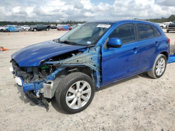  Salvage Mitsubishi Outlander