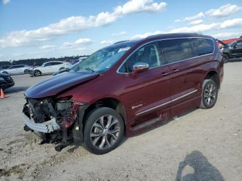  Salvage Chrysler Pacifica