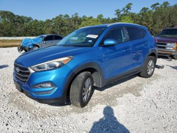  Salvage Hyundai TUCSON