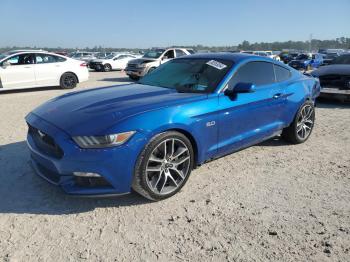  Salvage Ford Mustang