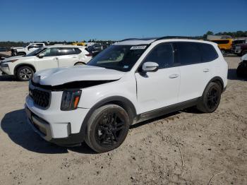  Salvage Kia Telluride