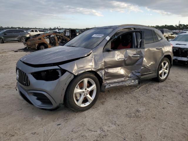  Salvage Mercedes-Benz GLA