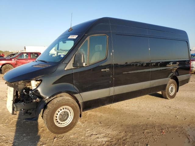  Salvage Mercedes-Benz Sprinter