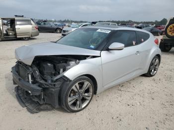  Salvage Hyundai VELOSTER