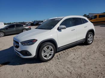  Salvage Mercedes-Benz GLA