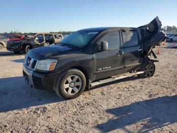  Salvage Nissan Titan