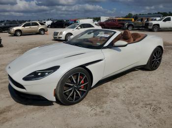  Salvage Aston Martin DB11