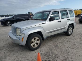  Salvage Jeep Liberty