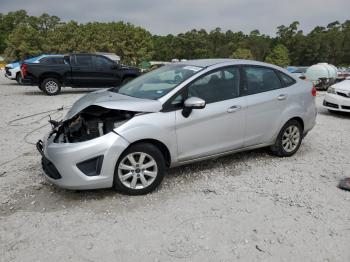  Salvage Ford Fiesta