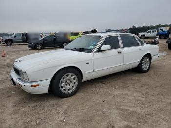  Salvage Jaguar Xj8