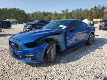  Salvage Ford Mustang