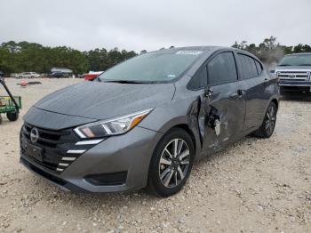  Salvage Nissan Versa