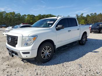  Salvage Nissan Titan