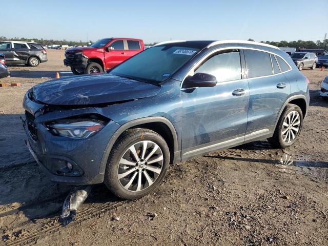  Salvage Mercedes-Benz GLA