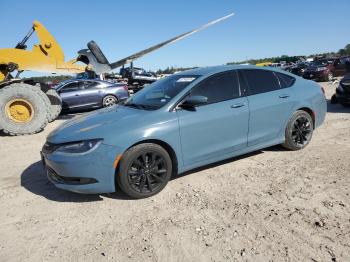  Salvage Chrysler 200