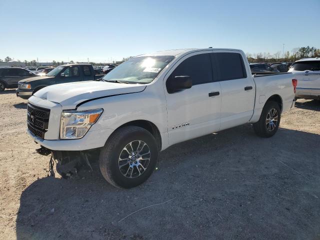  Salvage Nissan Titan