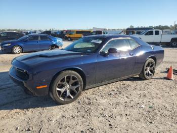  Salvage Dodge Challenger