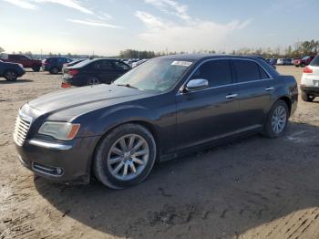  Salvage Chrysler 300