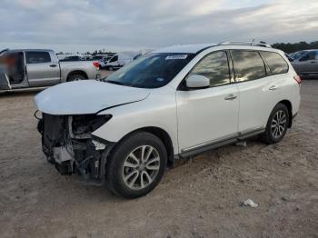  Salvage Nissan Pathfinder