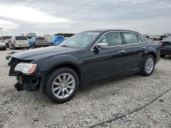  Salvage Chrysler 300