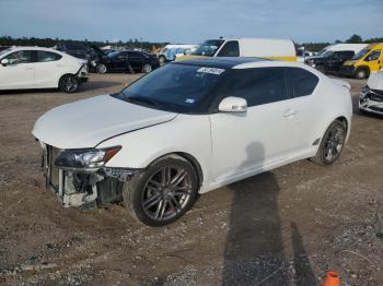  Salvage Toyota Scion