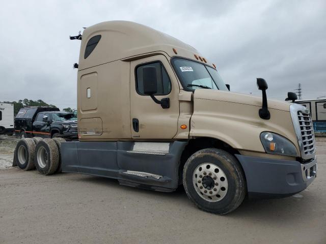  Salvage Freightliner Cascadia 1