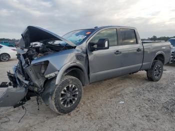  Salvage Nissan Titan