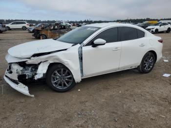  Salvage Mazda 3