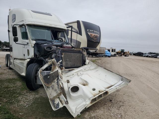  Salvage Freightliner Columbia C