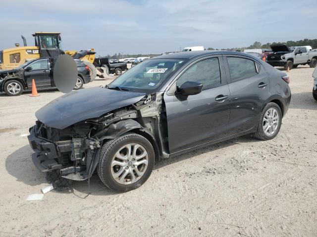  Salvage Toyota Yaris