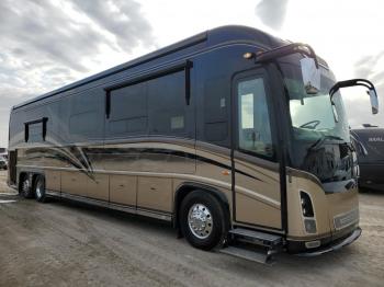  Salvage Newl Motorcoach