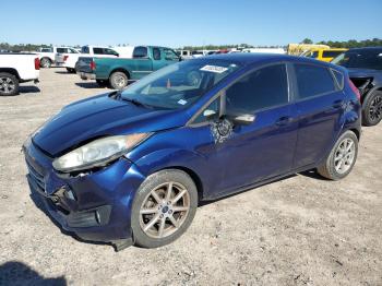  Salvage Ford Fiesta