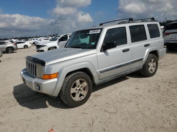  Salvage Jeep Commander