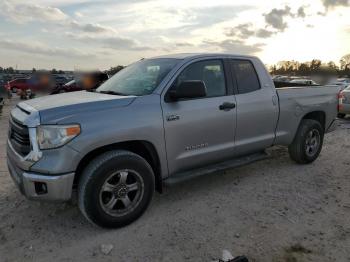  Salvage Toyota Tundra