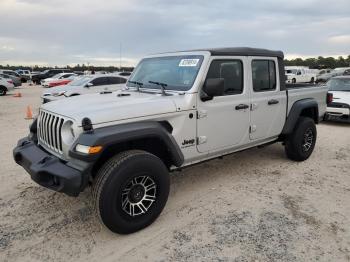  Salvage Jeep Gladiator