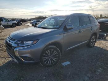  Salvage Mitsubishi Outlander