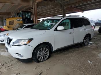  Salvage Nissan Pathfinder