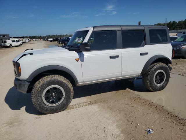  Salvage Ford Bronco