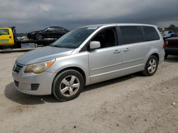  Salvage Volkswagen Routan