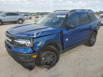  Salvage Ford Bronco