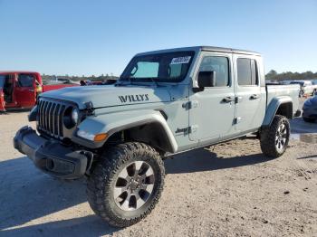  Salvage Jeep Gladiator