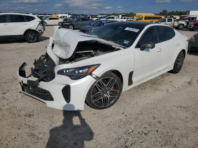  Salvage Kia Stinger