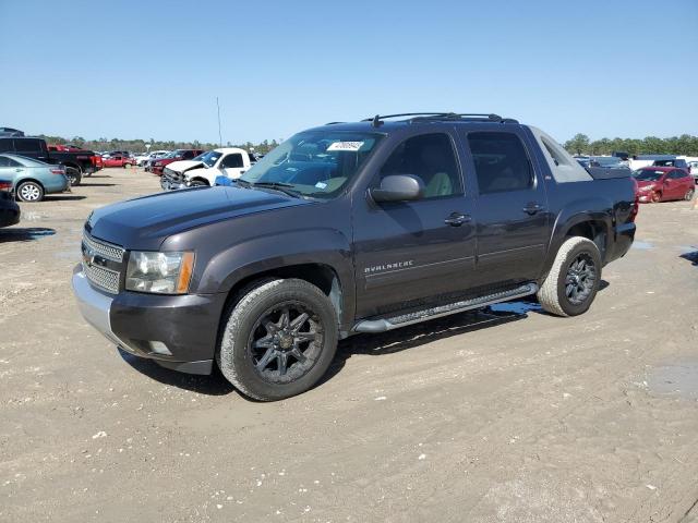  Salvage Chevrolet Avalanche