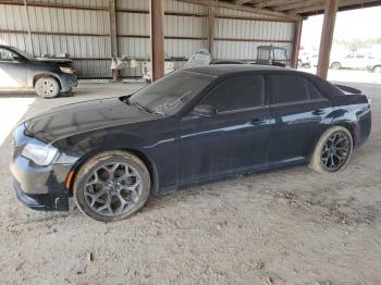  Salvage Chrysler 300