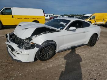  Salvage Ford Mustang