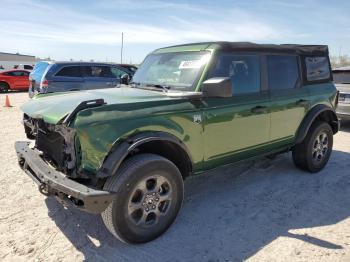  Salvage Ford Bronco