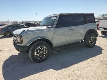  Salvage Ford Bronco