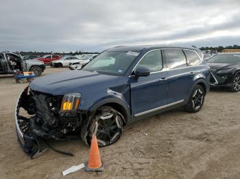  Salvage Kia Telluride